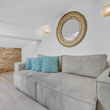 2 Bed - Ascenseur - 2 Min Du Palais - Climatise * Cannes